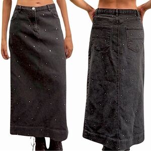 VINTAGE 90s CAROLE LITTLE SPORT PETITES High-Waisted Black Wash Denim Maxi Skirt
